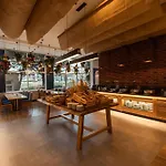 Wow Airport Hotel